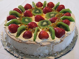 Pavlova Çilekli
